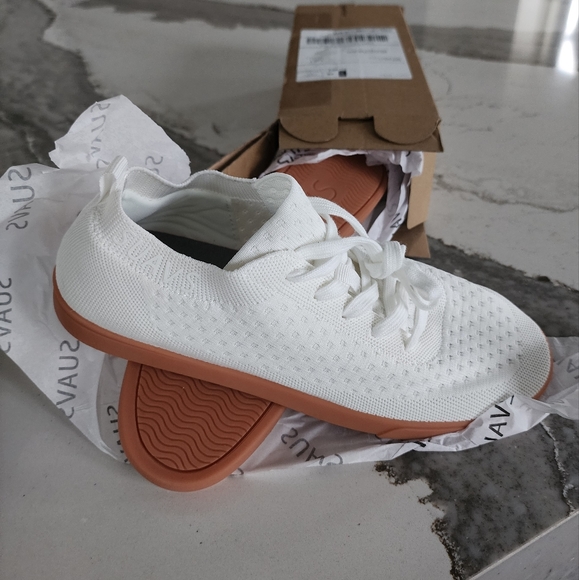 Suavs Other - Mens SUAVS brand new in box size 10.5